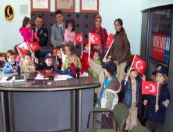 Anaokulu Öğrencilerinden Emniyet e Ziyaret